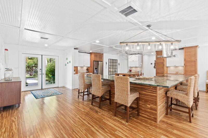 Open-plan living space photographed by Vuzario